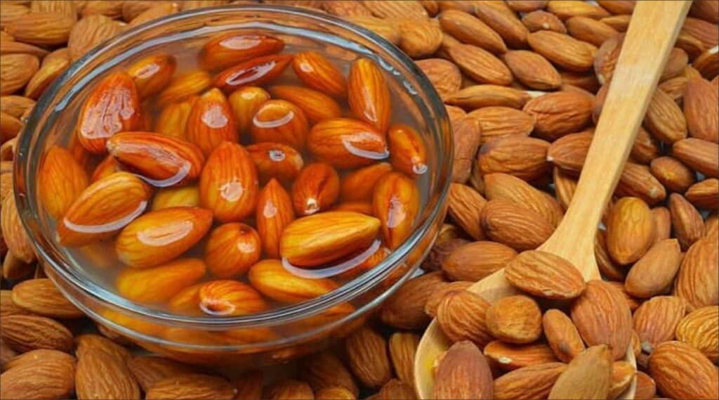 https://sangeetaspen.com/advantages-and-disadvantages-of-soaked-almonds/